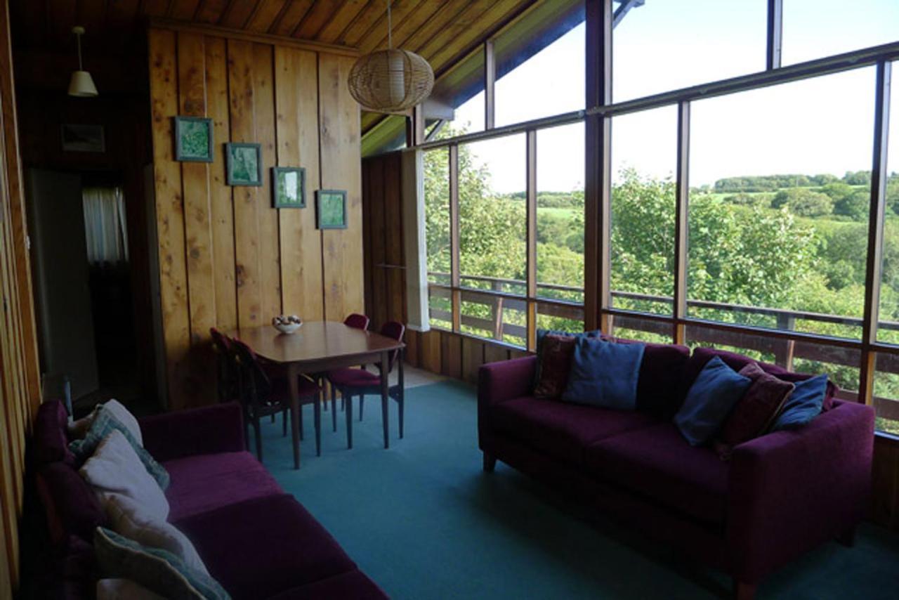 9 Timber Hill Broad Haven